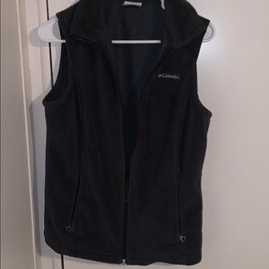 Columbia vest